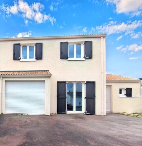 CHALLANS – MAISON RÉNOVÉE, 4 CHAMBRES, JARDIN ET COMMODITÉS À PIED