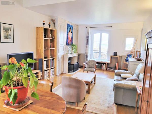 Maison à vendre à Châteaudun dans l'Eure-et-Loir (28200), ref : RCS/643   
Centre-ville