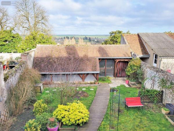 Maison à vendre à Châteaudun dans l'Eure-et-Loir (28200), ref : RCS/643   
Centre-ville