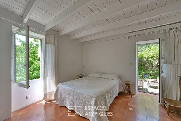 Maison de village à l’esprit bohème, avec piscine