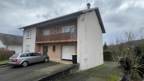 Maison de caractère de 163m² composée de deux appartements loués