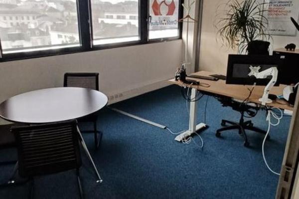 Location - BUREAUX 1451.6 m 2