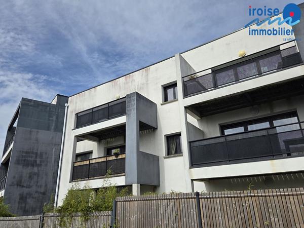 BEL APPT 2 PIECES AVEC TERRASSE