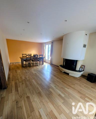 Maison à vendre 5 pièces 197 m² Bernay