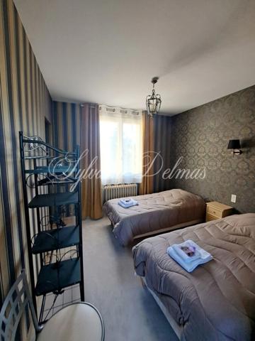 Propriete à vendre 50 pièces proche de TOURS (37)