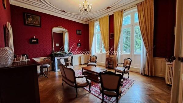 Propriete à vendre 50 pièces proche de TOURS (37)