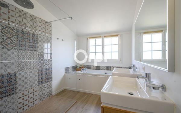 Maison à vendre    5 pièces •  Wavrin