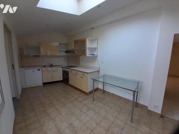 Maison de bourg à GREZ-EN-BOUERE