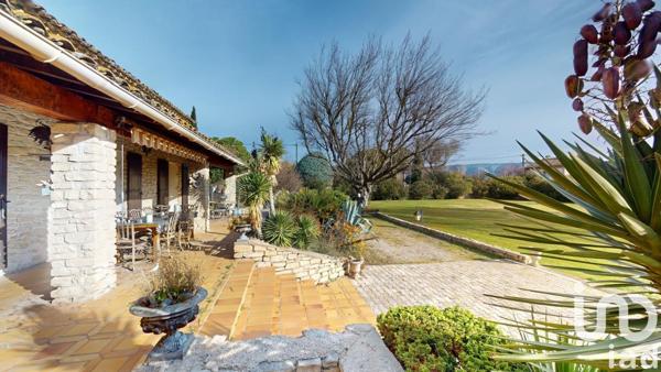 Maison à vendre 9 pièces 270 m² Cavaillon