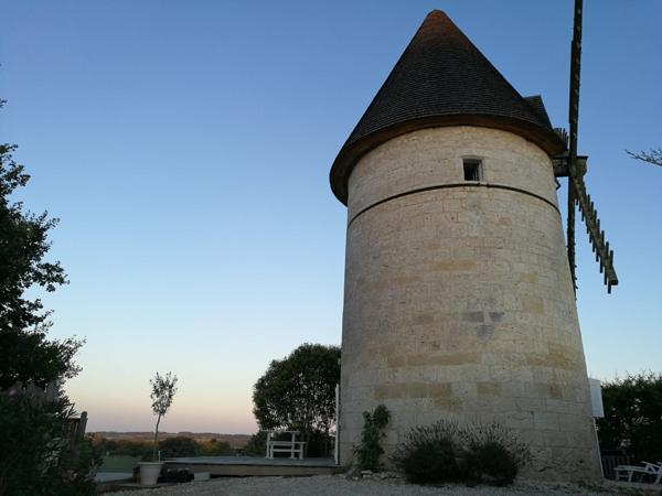 Moulin à Vent, Gîte de charme ou Cocon hors du temps.