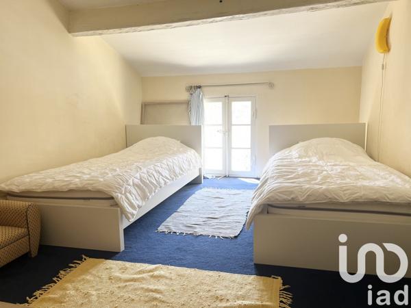 Maison à vendre 6 pièces 227 m² Pélissanne