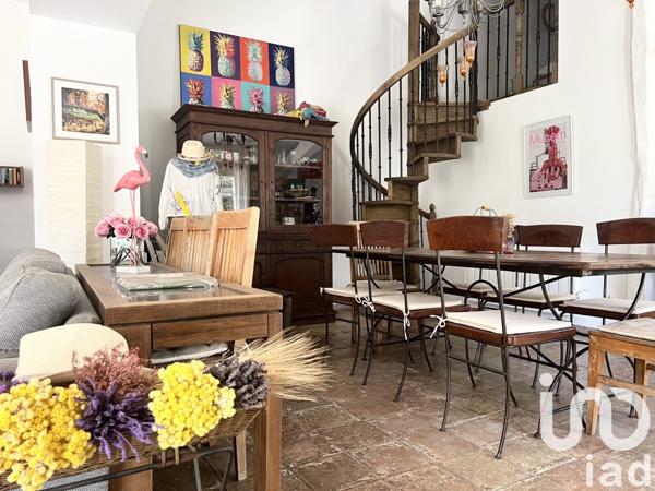 Maison à vendre 6 pièces 227 m² Pélissanne