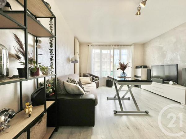 Appartement F3 à vendre  3 pièces - 63,01 m2 EGLY - 91