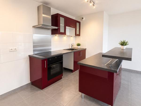 31300 TOULOUSE : Appartement T3 65m² + 2 terrasses + parking en sous-sol