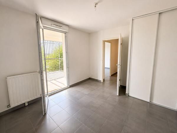 31300 TOULOUSE : Appartement T3 65m² + 2 terrasses + parking en sous-sol