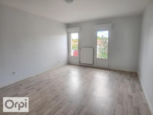 Appartement à louer    2 pièces • 42 m2    Montluçon