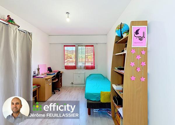 Appartement
         4 pièces
        - 89 m² Exclusivité 209 000 € *