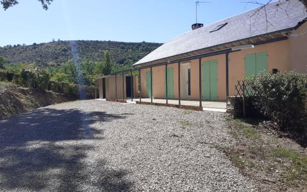 Appartement à louer    4 pièces • 97 m2 Valady