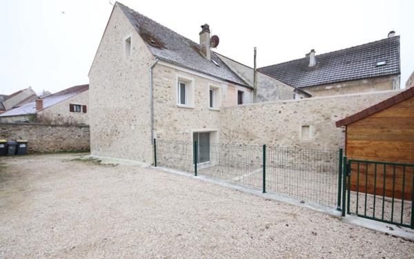 Maison à louer    2 pièces •  Azy-sur-Marne