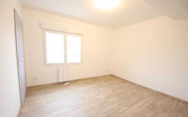 Maison à louer    2 pièces •  Azy-sur-Marne