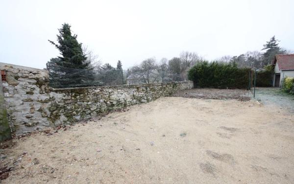 Maison à louer    2 pièces •  Azy-sur-Marne