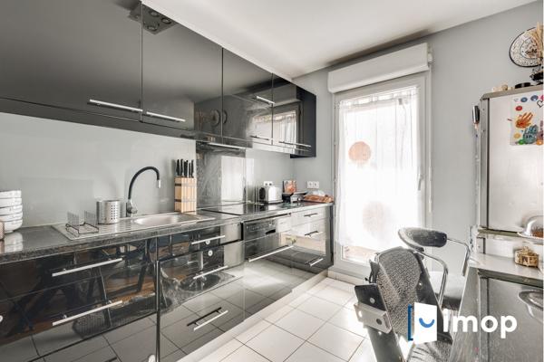 3 PIECES LUMINEUX AVEC TERRASSE ET BALCON