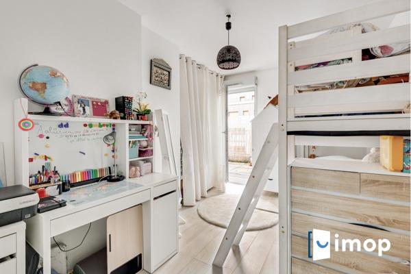 3 PIECES LUMINEUX AVEC TERRASSE ET BALCON