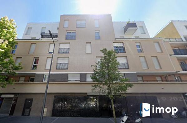 3 PIECES LUMINEUX AVEC TERRASSE ET BALCON