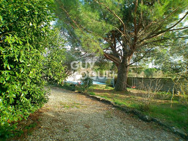 Maison familiale - 5 pièce(s) - Caumont -sur-Durance