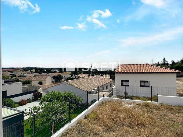 Maison neuve T4 de 105 m² à Fitou sur un terrain de 508 m² avec un grand sous-sol et vue sur l'étang