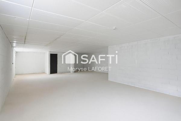 Maison neuve T4 de 105 m² à Fitou sur un terrain de 508 m² avec un grand sous-sol et vue sur l'étang