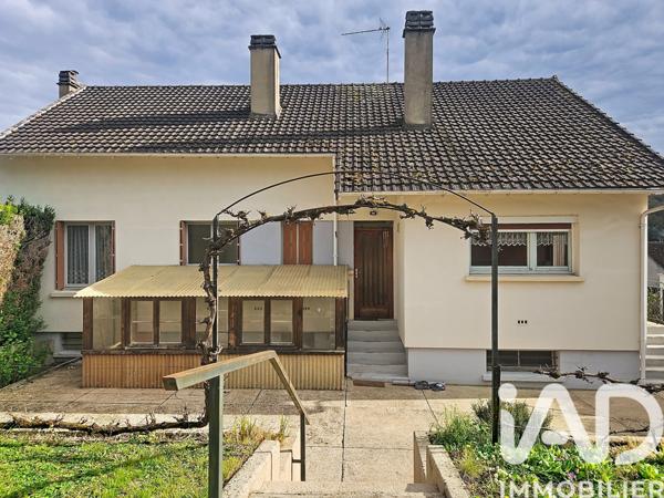 Maison à vendre 7 pièces 136 m² Saint-Julien-du-Sault