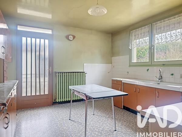 Maison à vendre 7 pièces 136 m² Saint-Julien-du-Sault