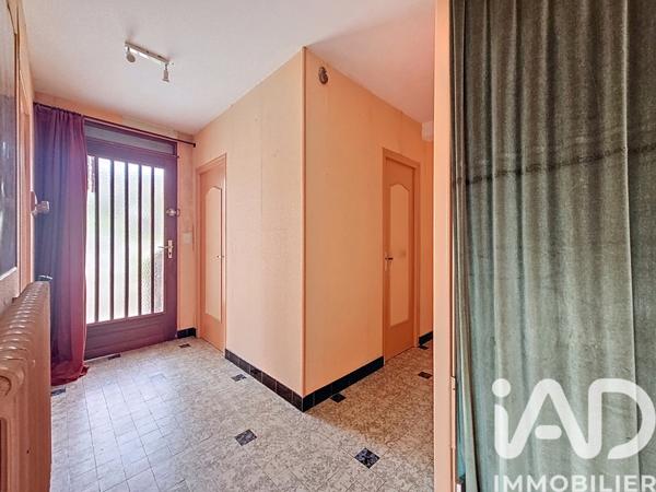 Maison à vendre 7 pièces 136 m² Saint-Julien-du-Sault