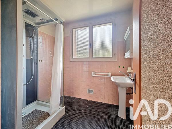 Maison à vendre 7 pièces 136 m² Saint-Julien-du-Sault