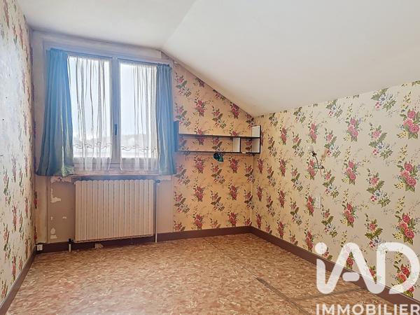 Maison à vendre 7 pièces 136 m² Saint-Julien-du-Sault