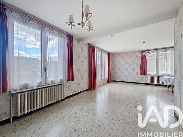 Maison à vendre 7 pièces 136 m² Saint-Julien-du-Sault