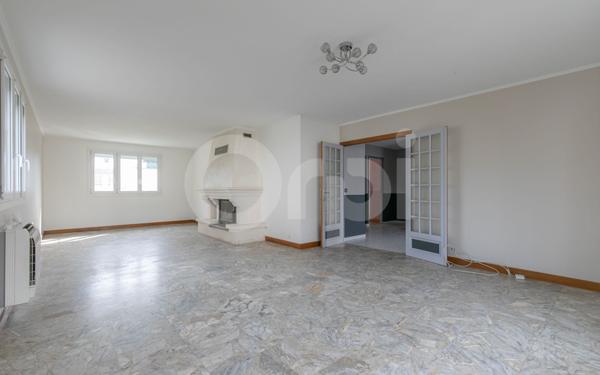 Maison à vendre    7 pièces •  Pontault-Combault