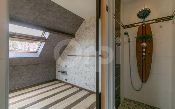 Maison à vendre    7 pièces •  Pontault-Combault