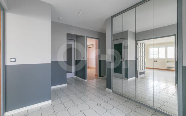 Maison à vendre    7 pièces •  Pontault-Combault