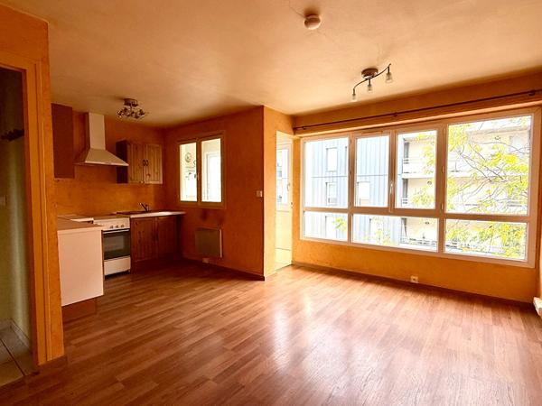 Appartement à rafraichir Saint Nazaire T2 de 34 m2