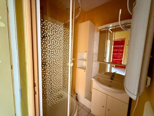 Appartement à rafraichir Saint Nazaire T2 de 34 m2