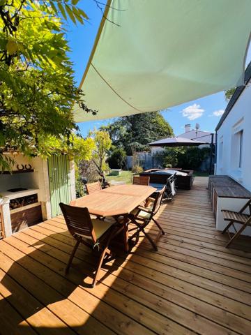 Maison familiale de plain-pied avec jardin, véranda et prestations récentes Détails des diagnostics énergétiques