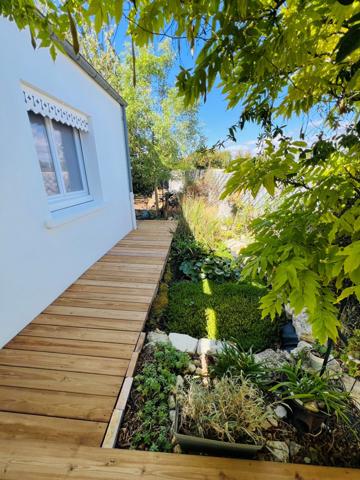 Maison familiale de plain-pied avec jardin, véranda et prestations récentes Détails des diagnostics énergétiques