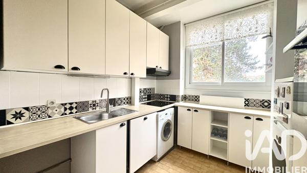 Appartement à vendre 3 pièces 52,65 m² Suresnes