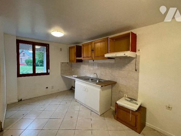 Maison avec cour et garage