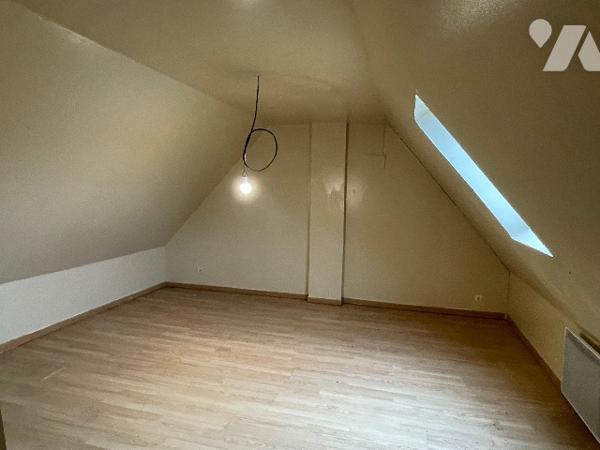 Maison avec cour et garage