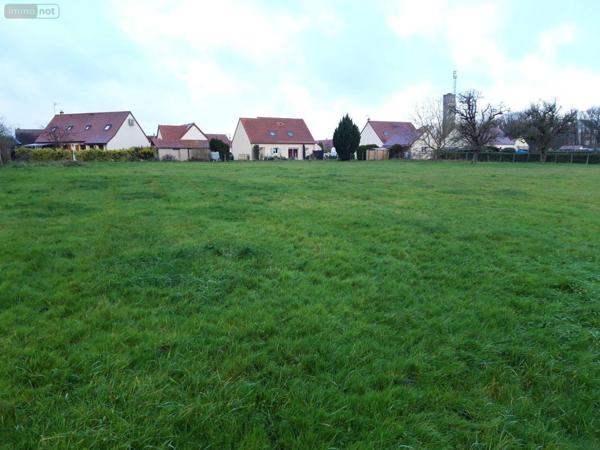 Terrain à Batir à vendre à Lanneray dans l'Eure-et-Loir (28200), ref : RC/633