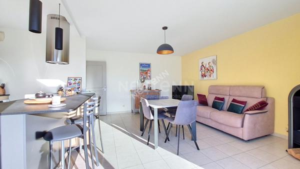 Orvault Haute Vallée / Bout des Pavés : En vente ! T3 refait à neuf au calme dans résidence récente et sécurisée, Garage + parking privé !  Commerces de proximité et C2.