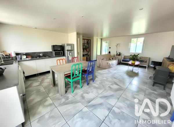 Maison à vendre 4 pièces 100 m² Saint-Just-Saint-Rambert